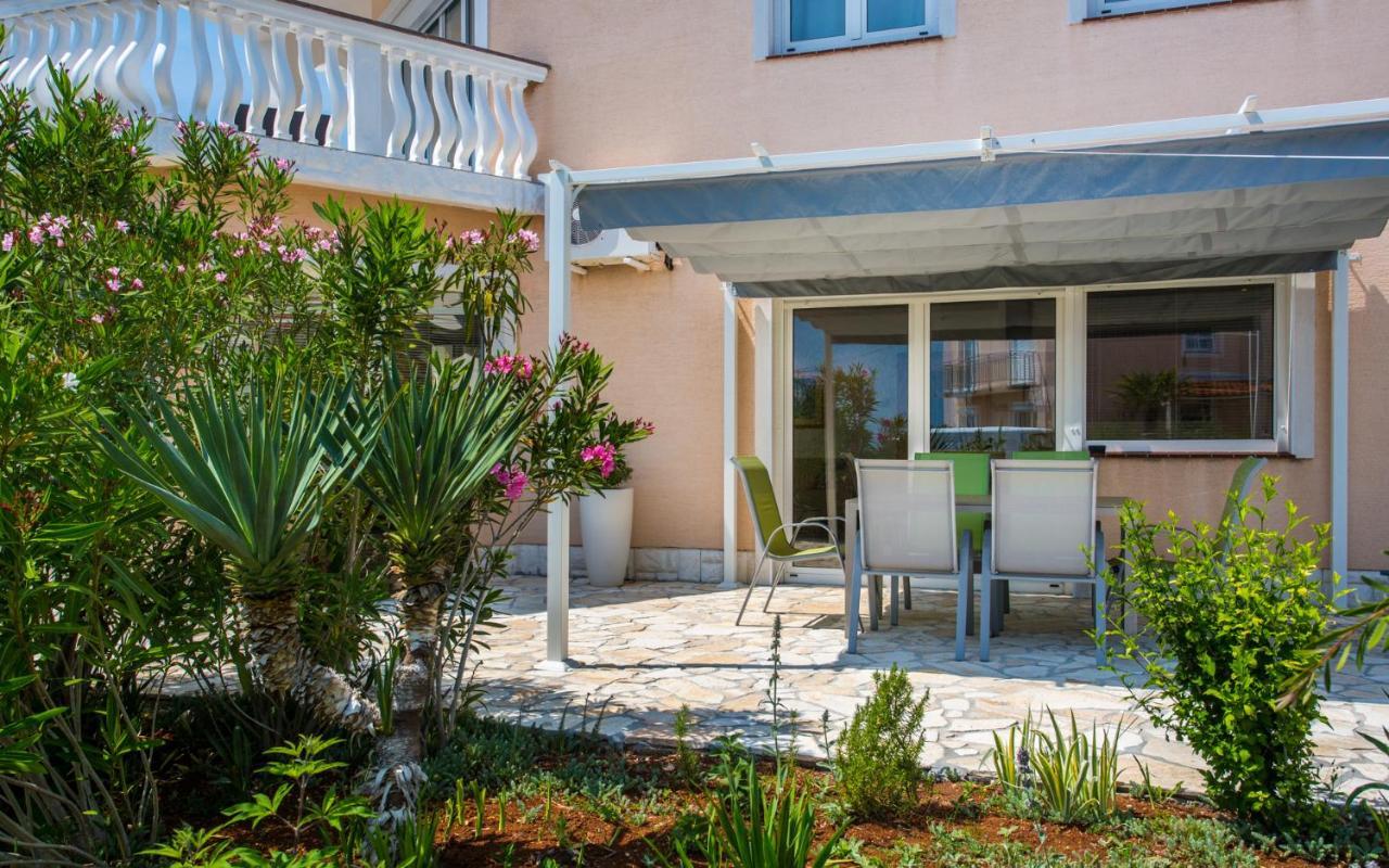 Holiday Home Nika Linardići Exterior foto